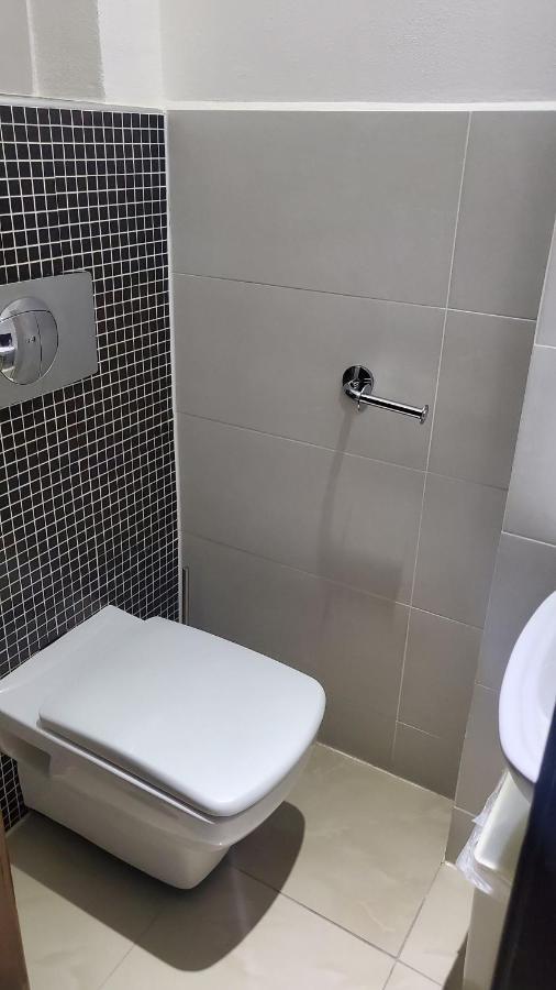 Apartman Julie Loket Extérieur photo